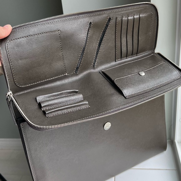 Authentic GIORGIO ARMANI Document clutch - Picture 2 of 12